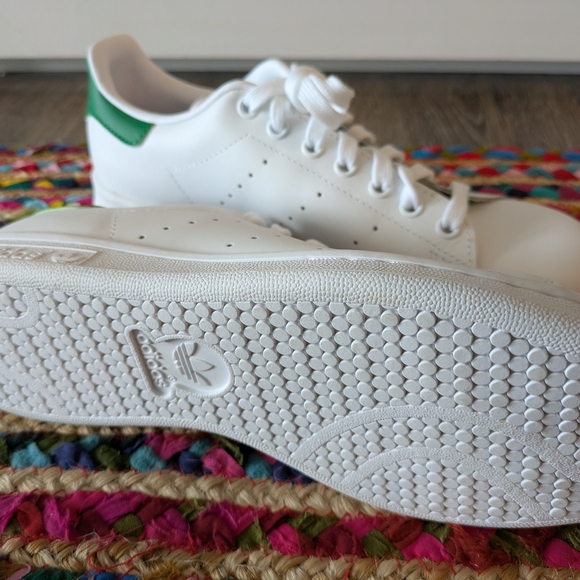 Adidas Stan Smith Men's White Sneakers (Men's 8) - Picture 4 of 4